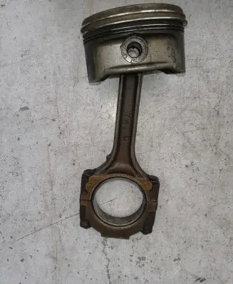 KIA Sorento Piston 8070