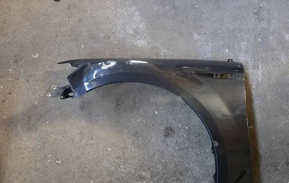 Ford Mondeo MK IV Fender 