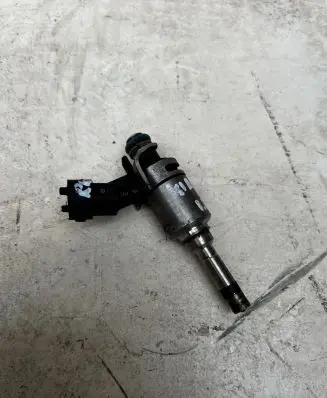 KIA Sportage Fuel injector 0261500100 353102B110