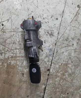 Volkswagen New Beetle Ignition lock