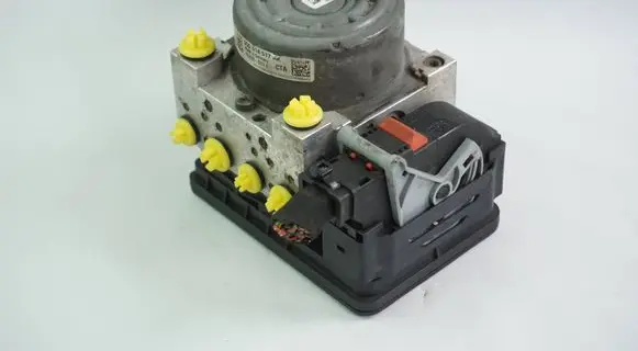 Seat Leon (5F) ABS Pump 5Q0614517AA 5Q0907379AB 28580486621