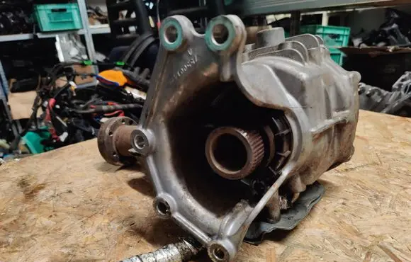 Ford Kuga II Gearbox transfer box case CV617L486JG JDHC14259