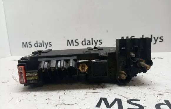 Mercedes-Benz S W221 Fuse module A2215401350 2215401350