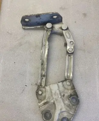 Volkswagen Caddy Engine bonnet/hood hinges 1T0823302