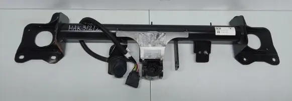 Tesla Model Y Tow bar 1514411-98-I
