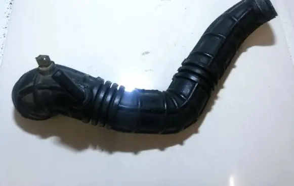 Volvo S40, V40 Air intake hose/pipe 957388