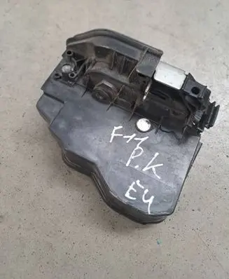BMW 5 F10 F11 Front door lock 7202143 A053702