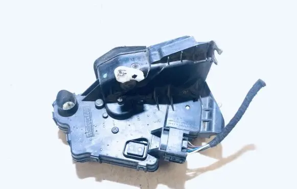 BMW 3 E46 Front door lock ftl241