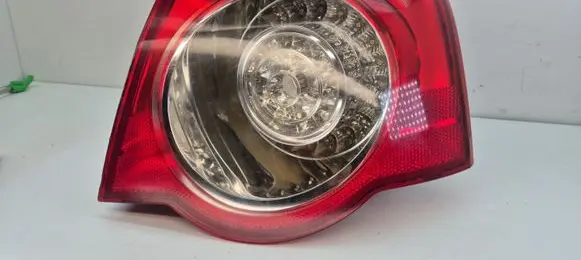 Volkswagen PASSAT B6 Rear/tail lights 3C5945096C