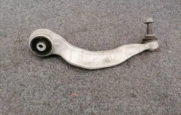 BMW 6 G32 Gran Turismo Front lower control arm/wishbone 6861151 31106861151