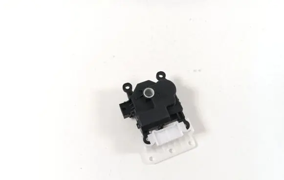 Mazda 2 Air flap motor/actuator D23N61B60