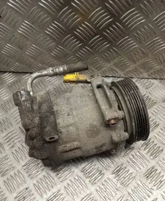 Peugeot 407 Air conditioning (A/C) compressor (pump) 9648138680