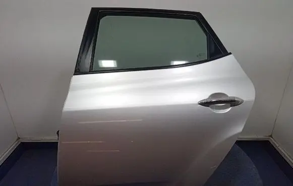 Hyundai ix20 Rear door 
