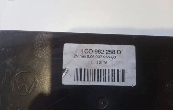Volkswagen Golf IV Comfort/convenience module 1C0962258D 5ZA00795500