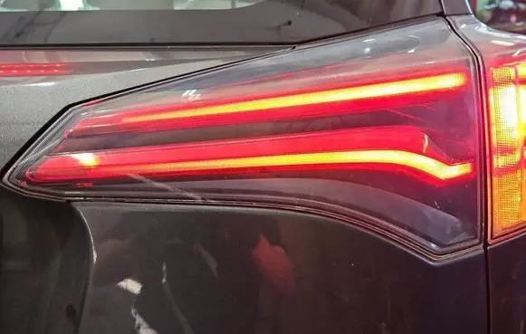 Toyota RAV 4 (XA40) Rear/tail lights 81580-42031 IMPRK1484078