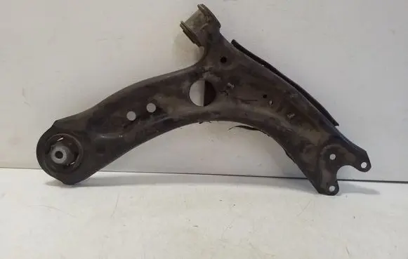Volkswagen Golf VIII Front lower control arm/wishbone 5WA407152