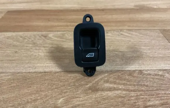 Volvo V50 Electric window control switch 03451400 65884
