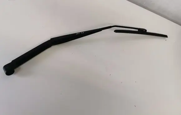 Nissan Leaf II (ZE1) Front wiper blade arm