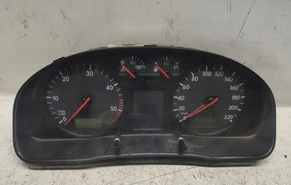 Volkswagen PASSAT B5 Speedometer (instrument cluster) 3B1919860C