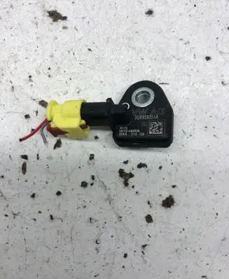 Volkswagen PASSAT B8 Airbag deployment crash/impact sensor 3Q0959351A 041116