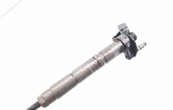 Mercedes-Benz E A207 Fuel injector A6420701187 0445116026