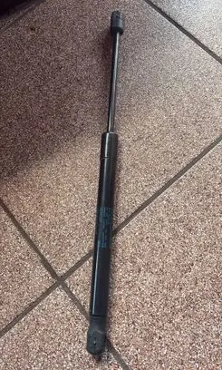 Volkswagen Up Tailgate/trunk strut/damper 1S6827550E