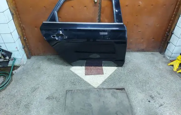 Audi A8 S8 D4 4H Rear door 4H4833312