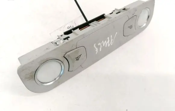Audi A6 S6 C6 4F Front seat light 4L0947111B 1722