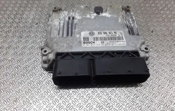 Volkswagen PASSAT B6 Engine control unit/module 03G906021NK 0281013440