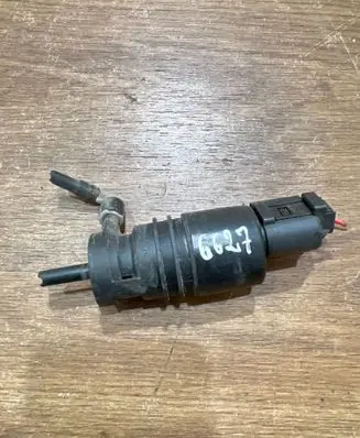 BMW 5 F10 F11 Windscreen/windshield washer pump 6934160