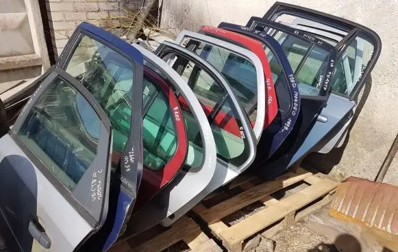 Peugeot 607 Rear door