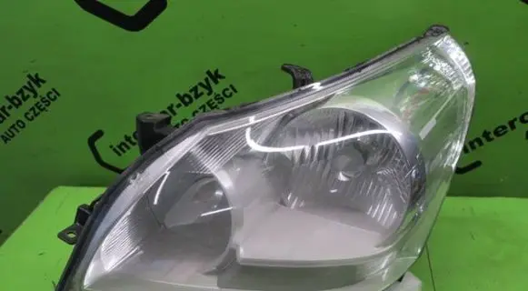 Toyota Verso Headlight/headlamp 81160-0F101-00