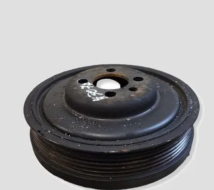 Volkswagen Polo V 6R Crankshaft pulley 038105243M