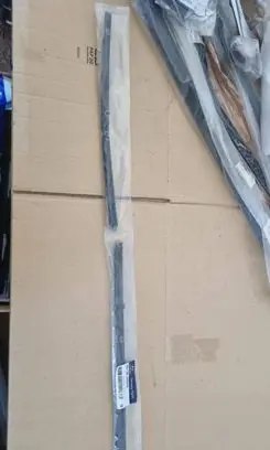 Hyundai H-100 Front door glass trim molding 861384H000pmi