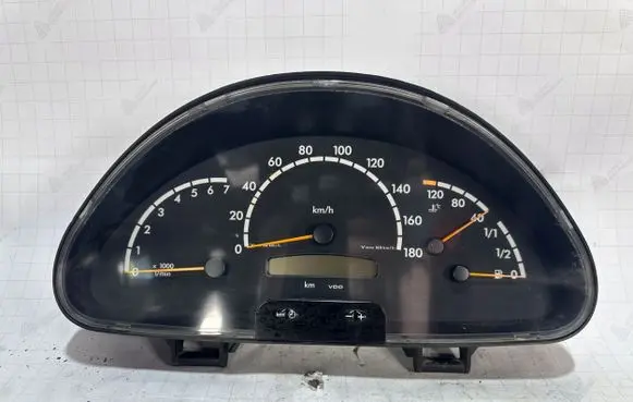 Mercedes-Benz Sprinter W901 W902 W903 W904 Speedometer (instrument cluster) A0014464521