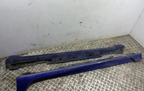 Toyota Prius (XW50) Sill 7585047030 7586047080