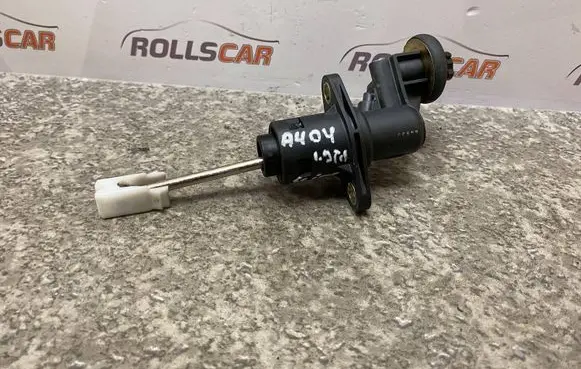 Audi A4 S4 B6 8E 8H Clutch master cylinder 8E2721401M