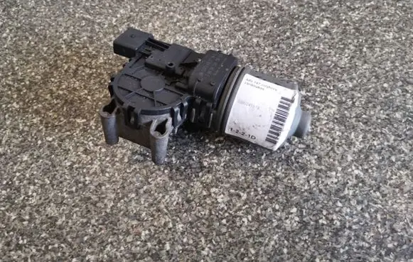 Alfa Romeo 147 Wiper motor 0390241514