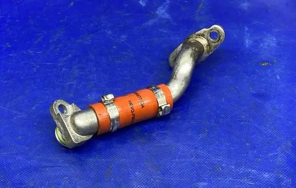 Ford Kuga II Turbo turbocharger oiling pipe/hose BM5G6K677DA