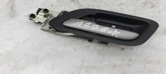 Honda FR-V Rear door interior handle NOCODE