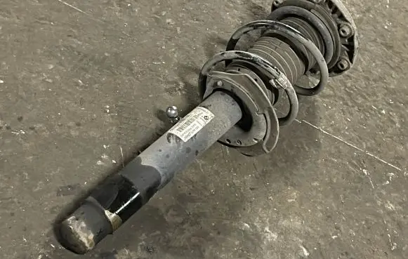 BMW 4 F36 Gran coupe Front shock absorber/damper 6873789 16B076CD0009