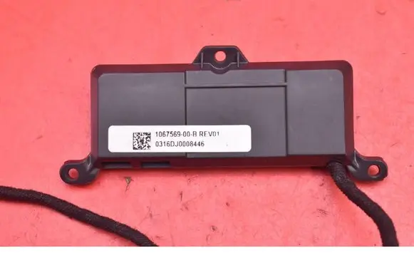 Tesla Model X Engine control unit/module ECU 1067569-00-B
