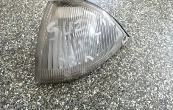 Suzuki Swift Cultus Front indicator light 21232231