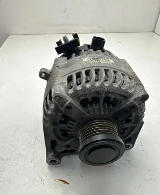 BMW 2 F22 F23 Generator/alternator 7605478