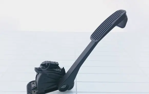 Volvo V70 Accelerator throttle pedal 6PV00853701 30636004