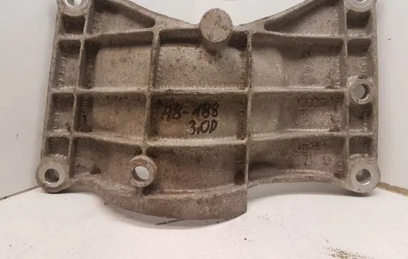 Audi A8 S8 D3 4E Gearbox mounting bracket 4E0803806D