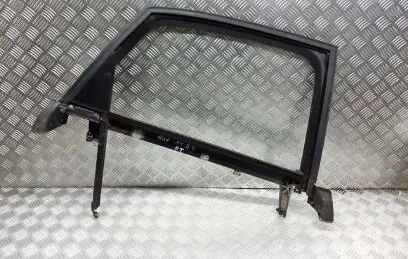 Audi A4 S4 B7 8E 8H Rear door window/glass frame 