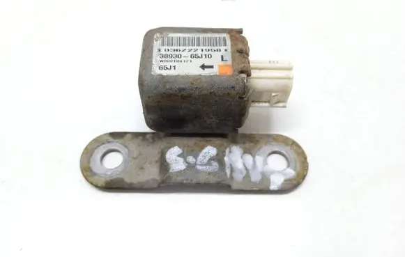 Suzuki Grand Vitara II Airbag deployment crash/impact sensor 3893065J10 W002T04171 0367221958X