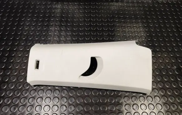 (C) pillar trim