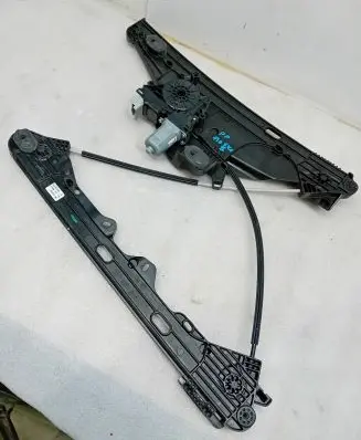 Opel Mokka B Front window lifting mechanism without motor 9828130680